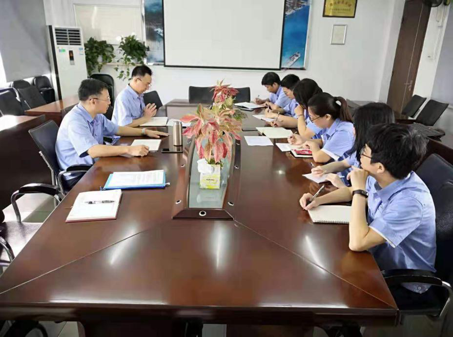 【圍繞中心 解決重點難點問題】領導班子成員開展調(diào)查研究