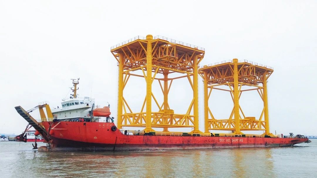 龍年啟航！公司承建防城港導向架全部完工裝船發運